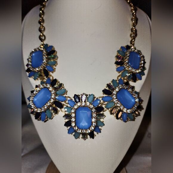 Susan Graver Jewelry - Susan GraverStatement Necklace Blue Rhinestone Flower Chunky Bold  18"+2" NWOT